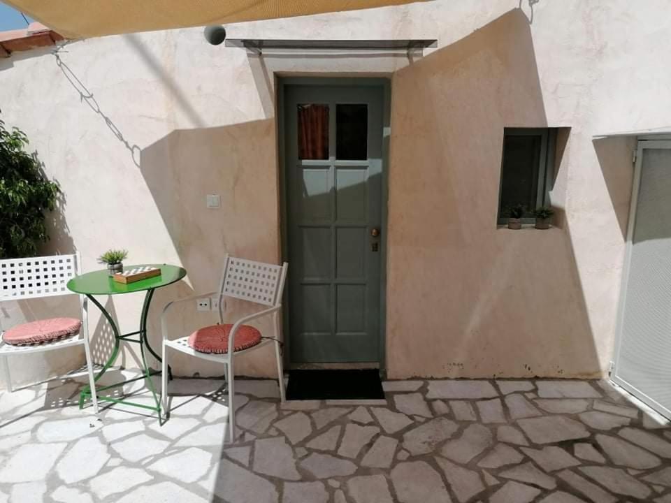 Rodomelo Cute Studio 2 Leonidio Exterior photo